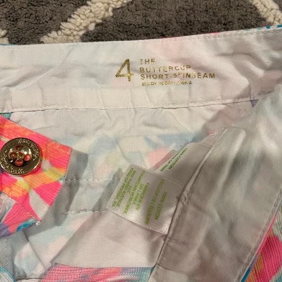 EUC Lilly Pulitzer buttercup shorts - Picture 2 of 2